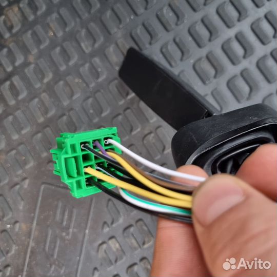 Переключатель дворников подрулевой volvo fh13