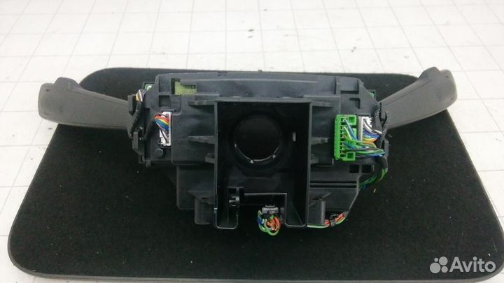 Переключатель поворотов подрулевой Volvo V60