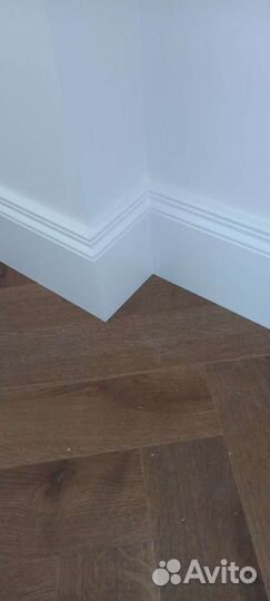 Установка плинтусов, ламината