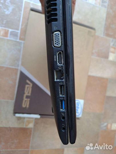 Ноутбук Asus x55a