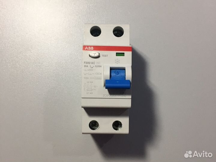 Узо abb F202 ас 25А
