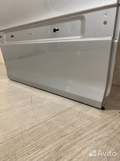 Дверь боковая задняя правая Mercedes Benz C230