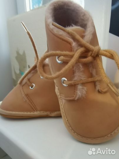 Утеплённые пинетки-кроссовки