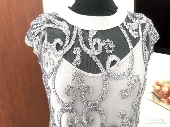 Нарядное кружевное платье 44 46 Bella Donna