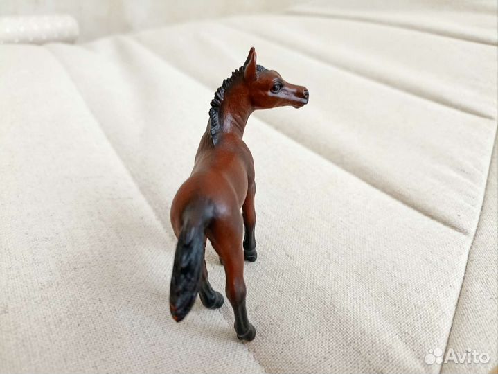 Фигурки животных schleich лошадь белка