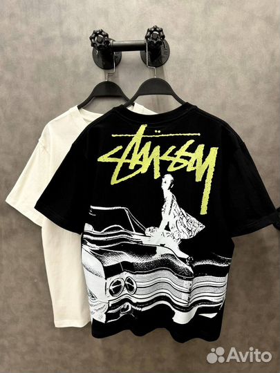 Оверсайз футболка Stussy