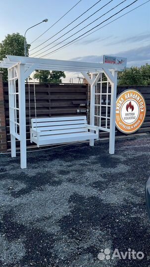 Качели деревянные