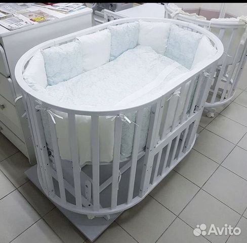 Детская кроватка люлька с маятником