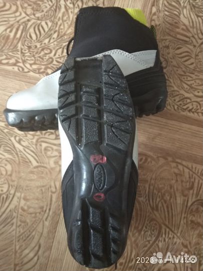 Лыжные ботинки Fischer XJ Sprint 35 размер