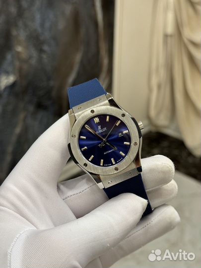 Часы hublot