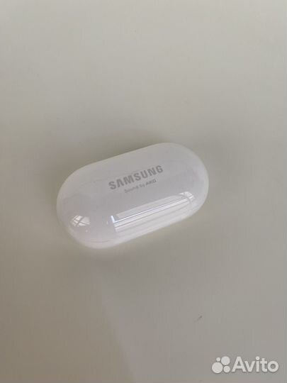 Беспроводные наушники samsung galaxy buds