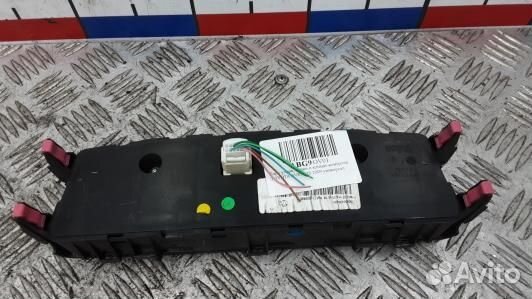 Блок управления печки и климат-контроля toyota ave