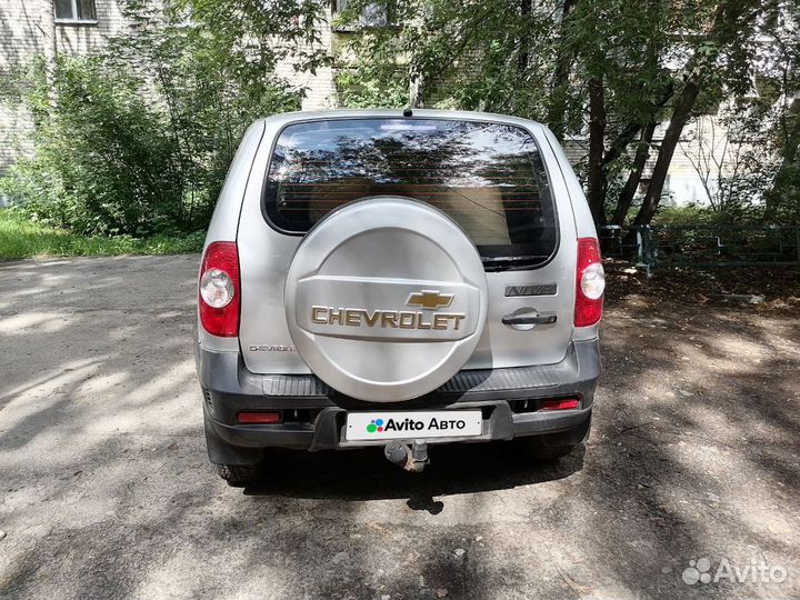 Chevrolet Niva 1.7 МТ, 2011, 150 000 км