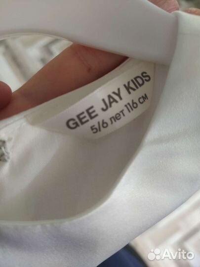 Платье нарядное 116