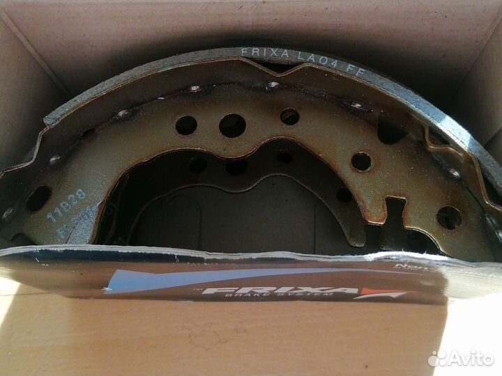 Колодка тормозная на Ниссан, зад. Бараб