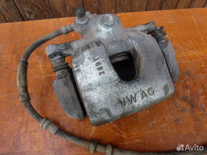 Суппорт передний левый, правый