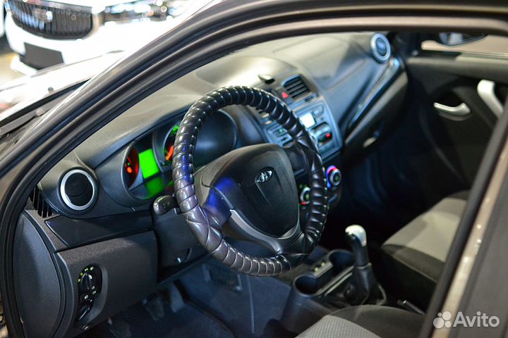 LADA Kalina 1.6 МТ, 2017, 90 000 км