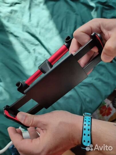 Держатель для телефона в машину