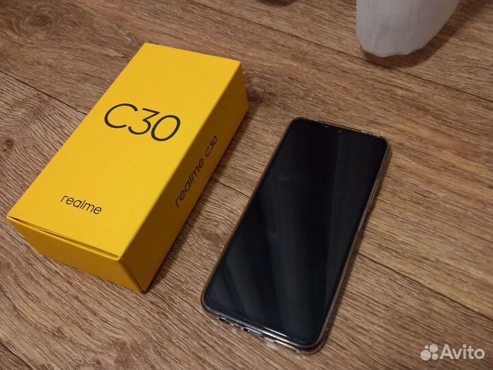 Реалми, недавно купил