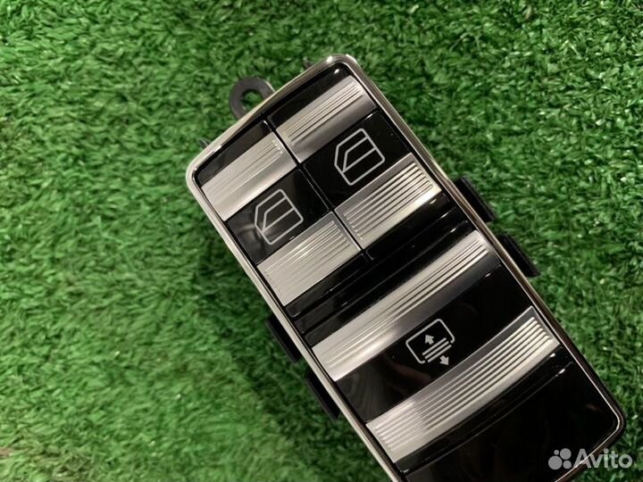 Блок стеклоподъемников задний Mercedes-Benz