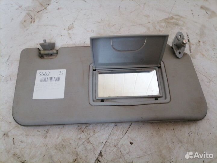 Козырек солнцезащитный правый Kia Sportage grand