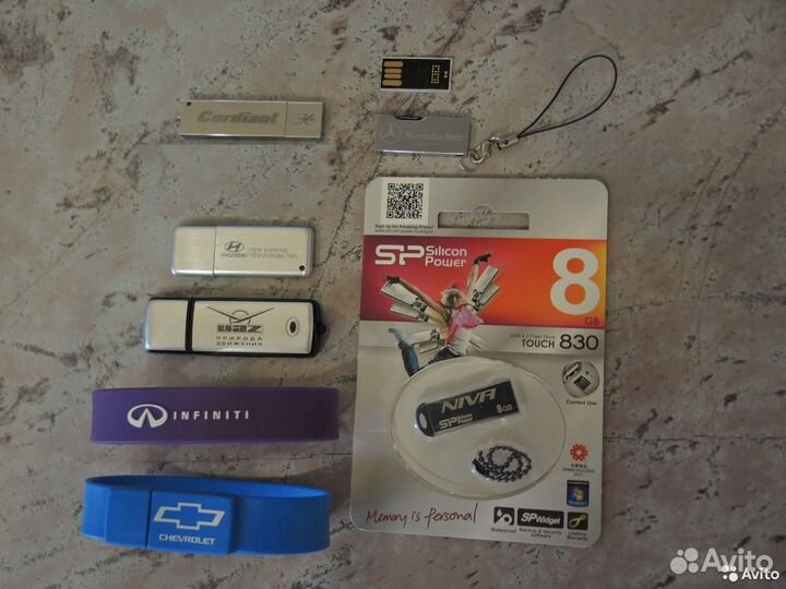 USB флешка Mercedes Hyundai Infiniti УАЗ Niva