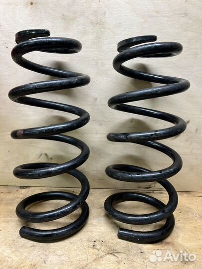 Задние пружины комплект Honda Stepwg RF3 RF7