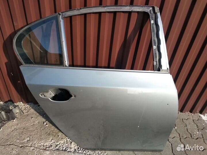 Бмв е60 дверь правая задняя