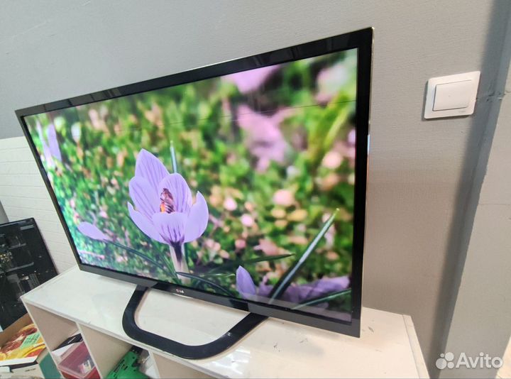 Метровый красочный LG, USB hdmi TV, 42