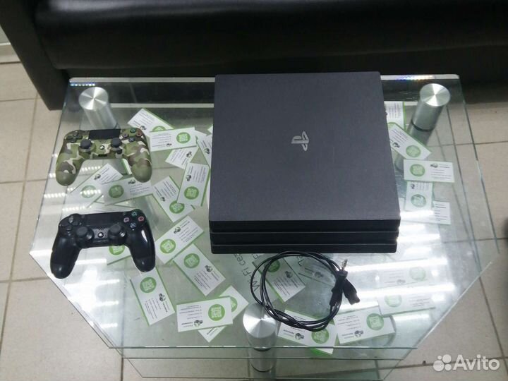 Sony ps4 pro 1tb + 2 джойстика
