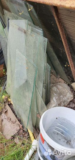 Отдам стекло