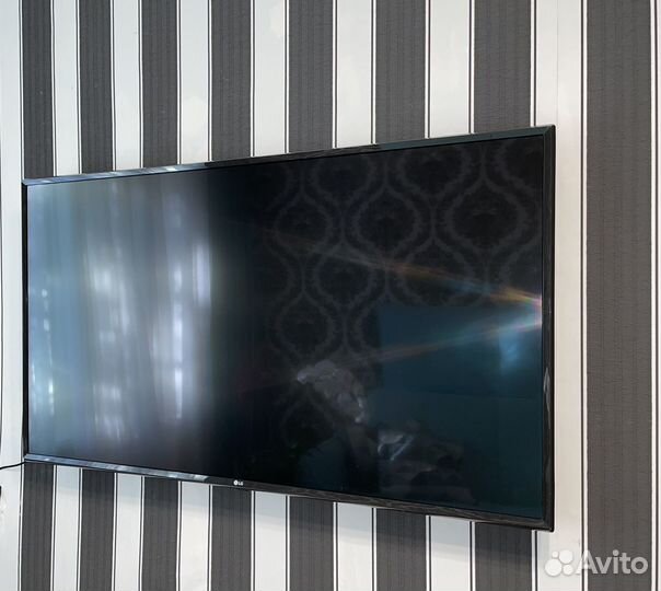 Телевизор SMART tv