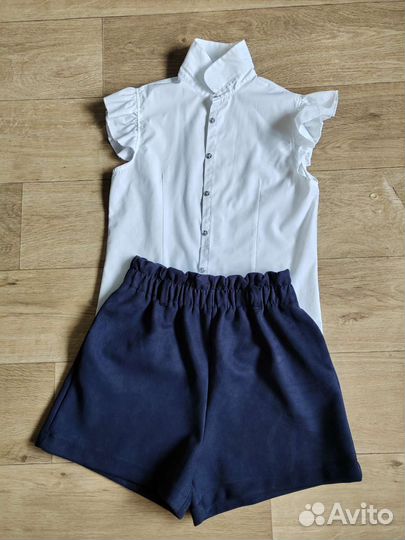 Школьная блузка, шорты для девочки
