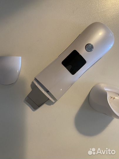 Ультразвуковой аппарат для чистки лица