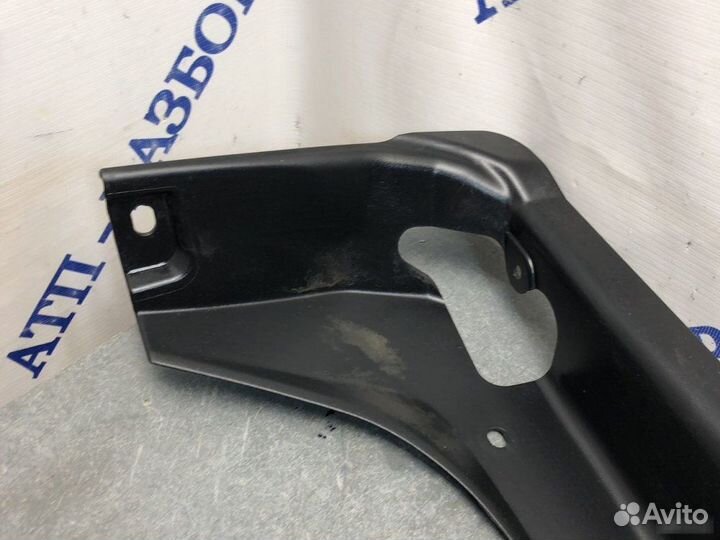 Водосток задний правый Bmw X6