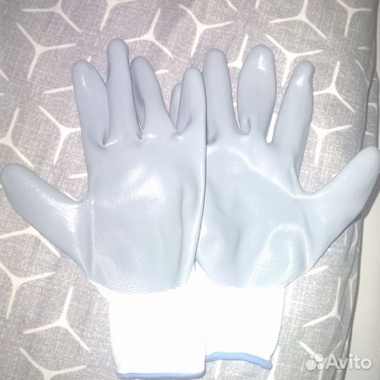 Перчатки нитриловые