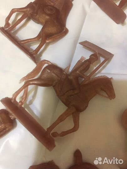 Солдатики пластмассовые СССР коричневые