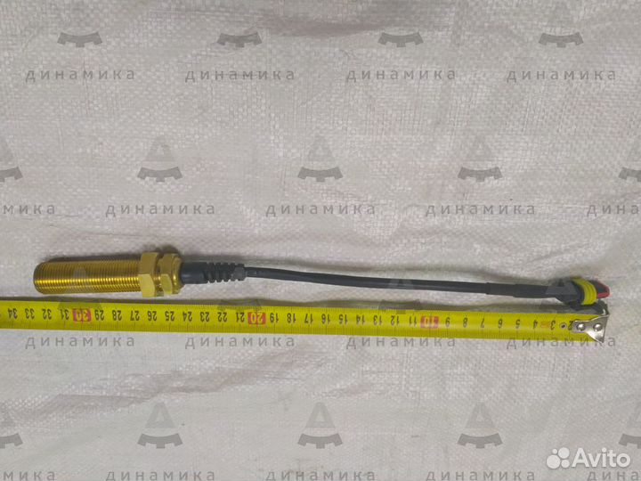 612600190113Датчик оборотов двигателя Deutz TD226