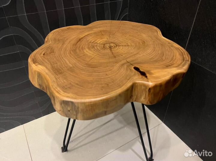 Журнальный столик