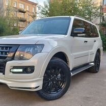 Mitsubishi Pajero 3.8 AT, 2019, 21 000 км, с пробегом, цена 4 150 000 руб.