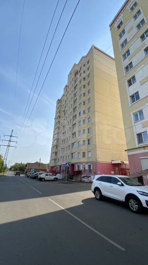 2-к. квартира, 76 м², 4/10 эт.