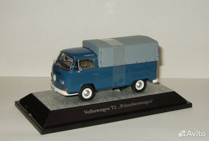 Фольксваген Volkswagen T2 Premium Classixxs 1:43