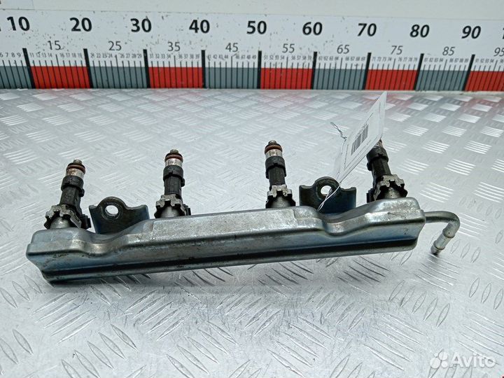 Форсунка для Nissan Micra K12