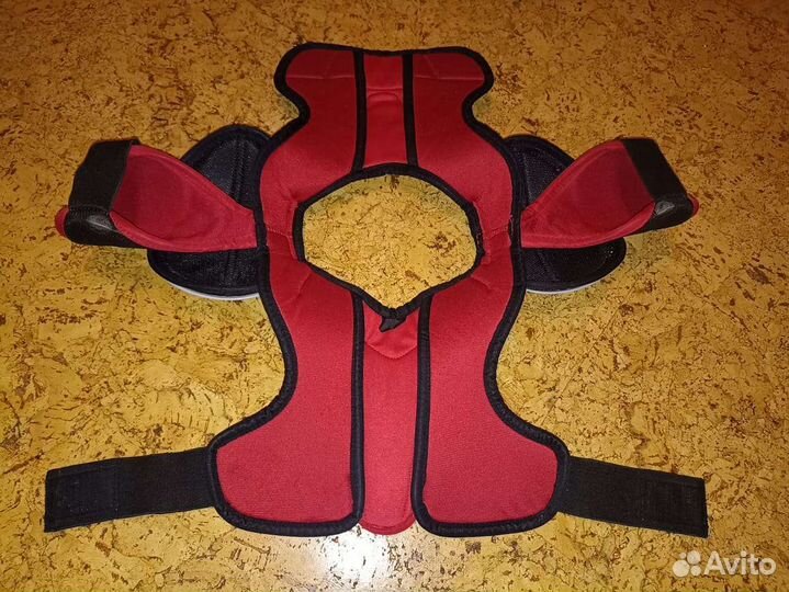 Хоккейный нагрудник Bauer на 4-6 лет