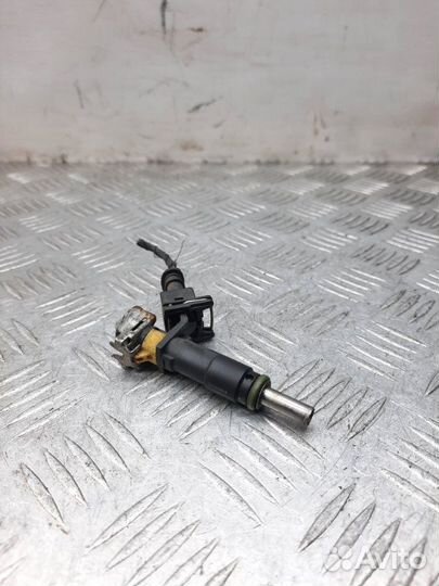 Форсунка Opel Zafira минивэн 1.8 Z18XER 2005