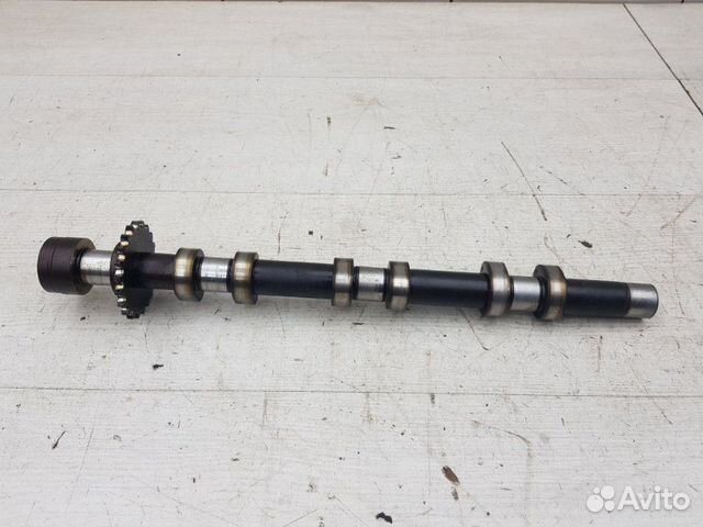 Распредвал выпускной правый Chrysler Concorde 2