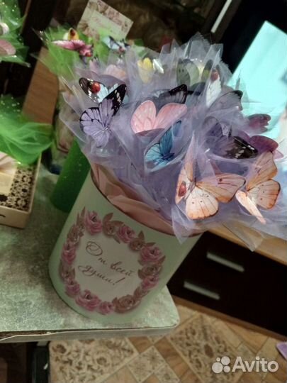Букет из бабочек в коробке