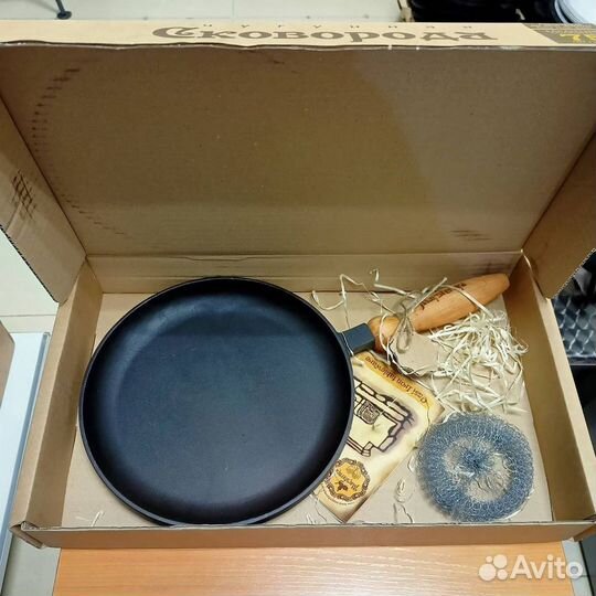 Чугунная сковорода диаметр 26 см