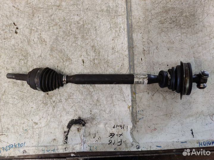 Привод левый Renault Sandero 2008-2014