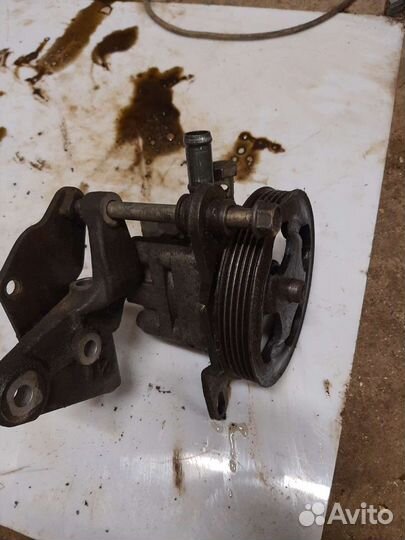 Насос гур Mazda 626 GF